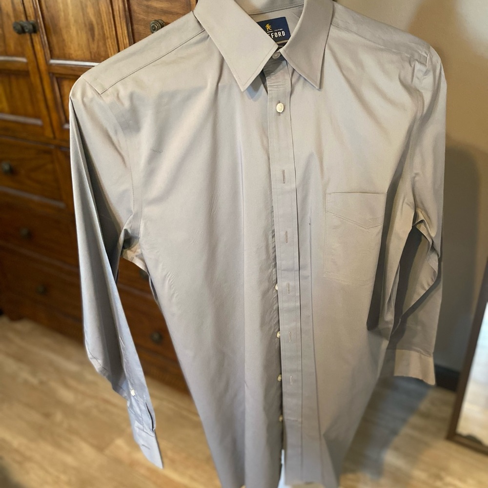Stafford - Mens - Button Up shirt - size 15 1/2 neck. Gray